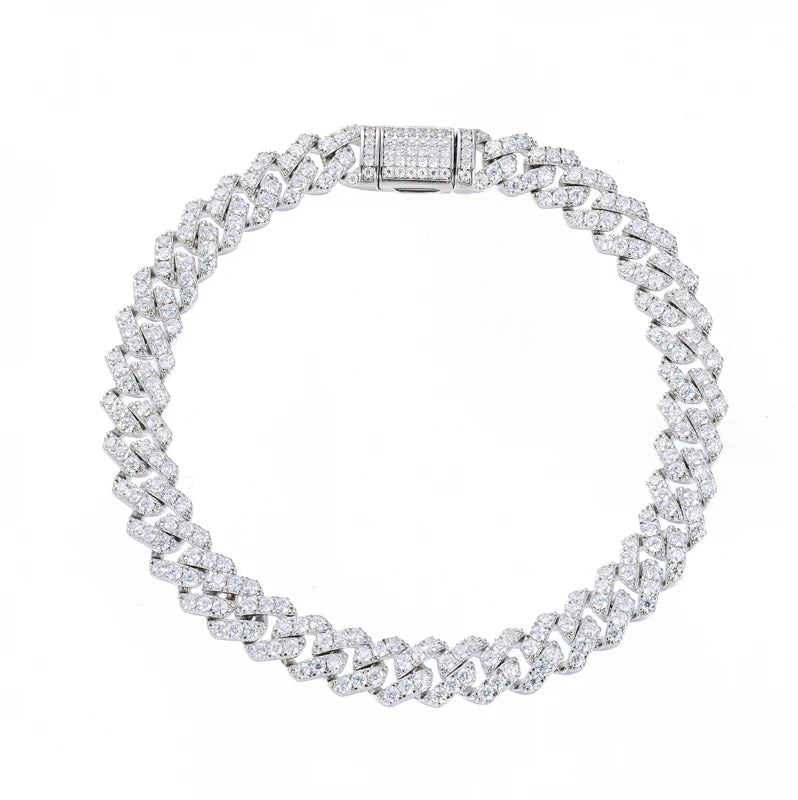 TUHE VVS1 D Color Moissanite